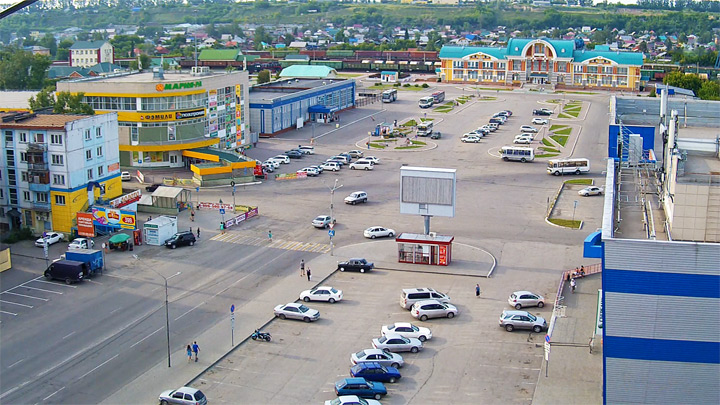 Онлайн веб-камера у площади Шукшина в Бийске